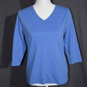 L.L.Bean Arctic Blue Three-Quarter-Sleeve V-Neck Tee - Women's Size Medium